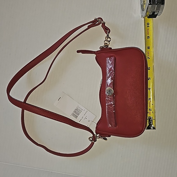 Tommy hilfiger purse - Picture 6 of 8